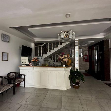 Khách Sạn LÊ VŨ Đà Lạt Extérieur photo