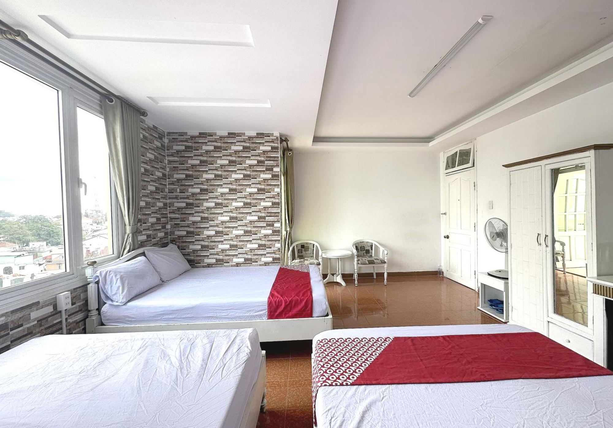 Khách Sạn LÊ VŨ Đà Lạt Extérieur photo