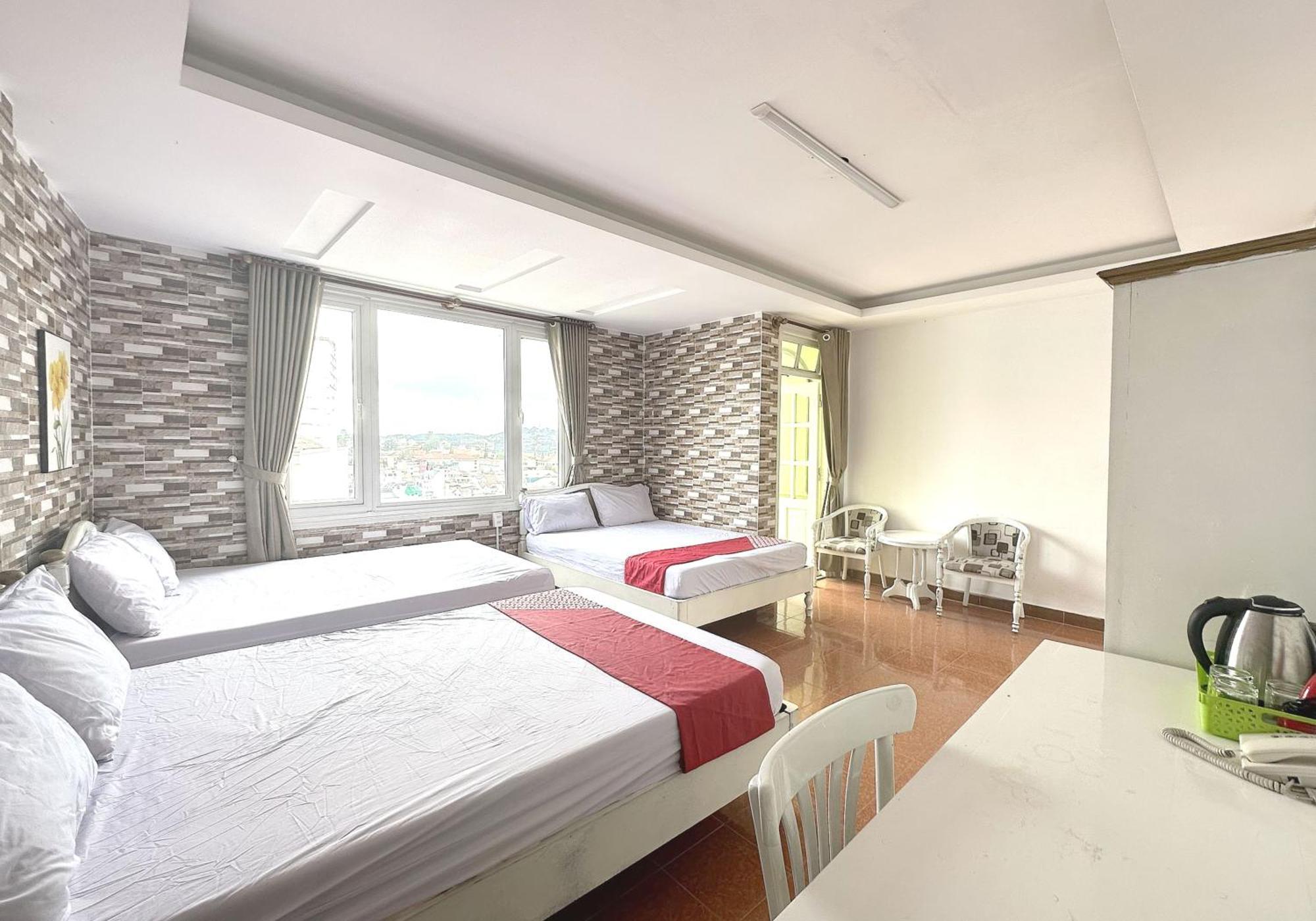 Khách Sạn LÊ VŨ Đà Lạt Extérieur photo