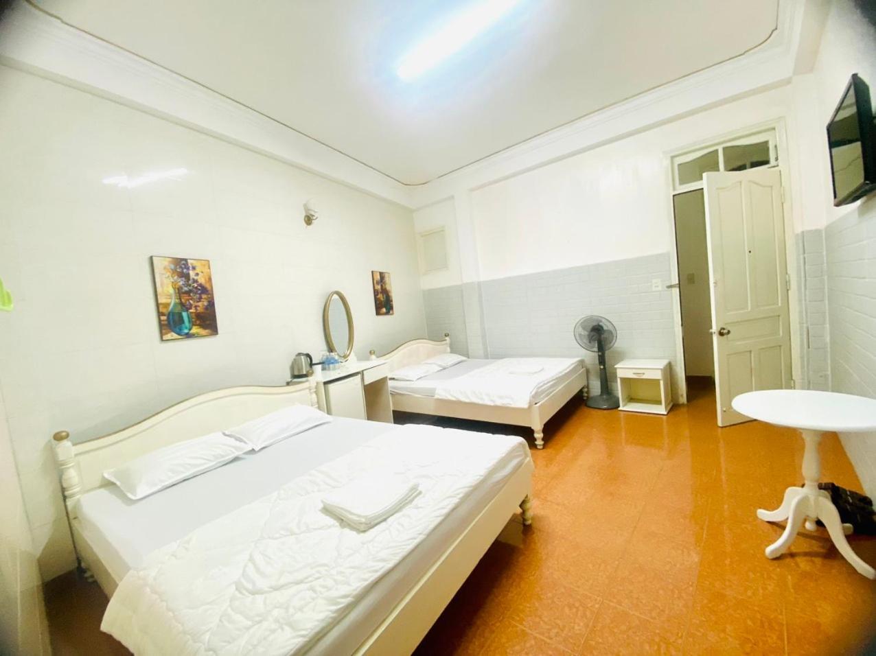Khách Sạn LÊ VŨ Đà Lạt Extérieur photo