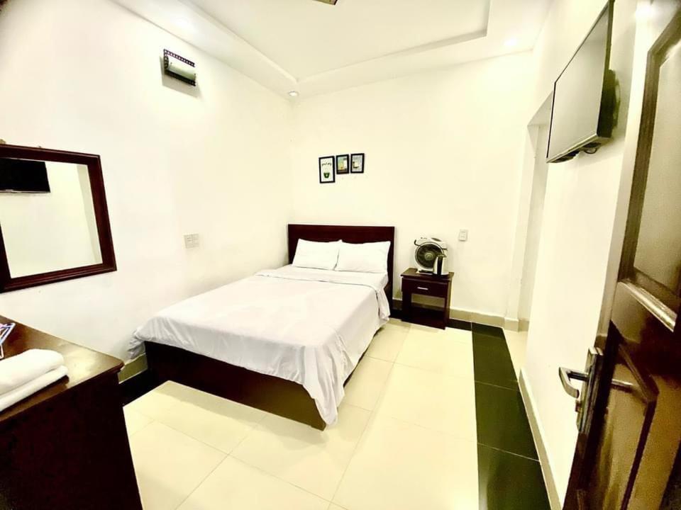 Khách Sạn LÊ VŨ Đà Lạt Extérieur photo