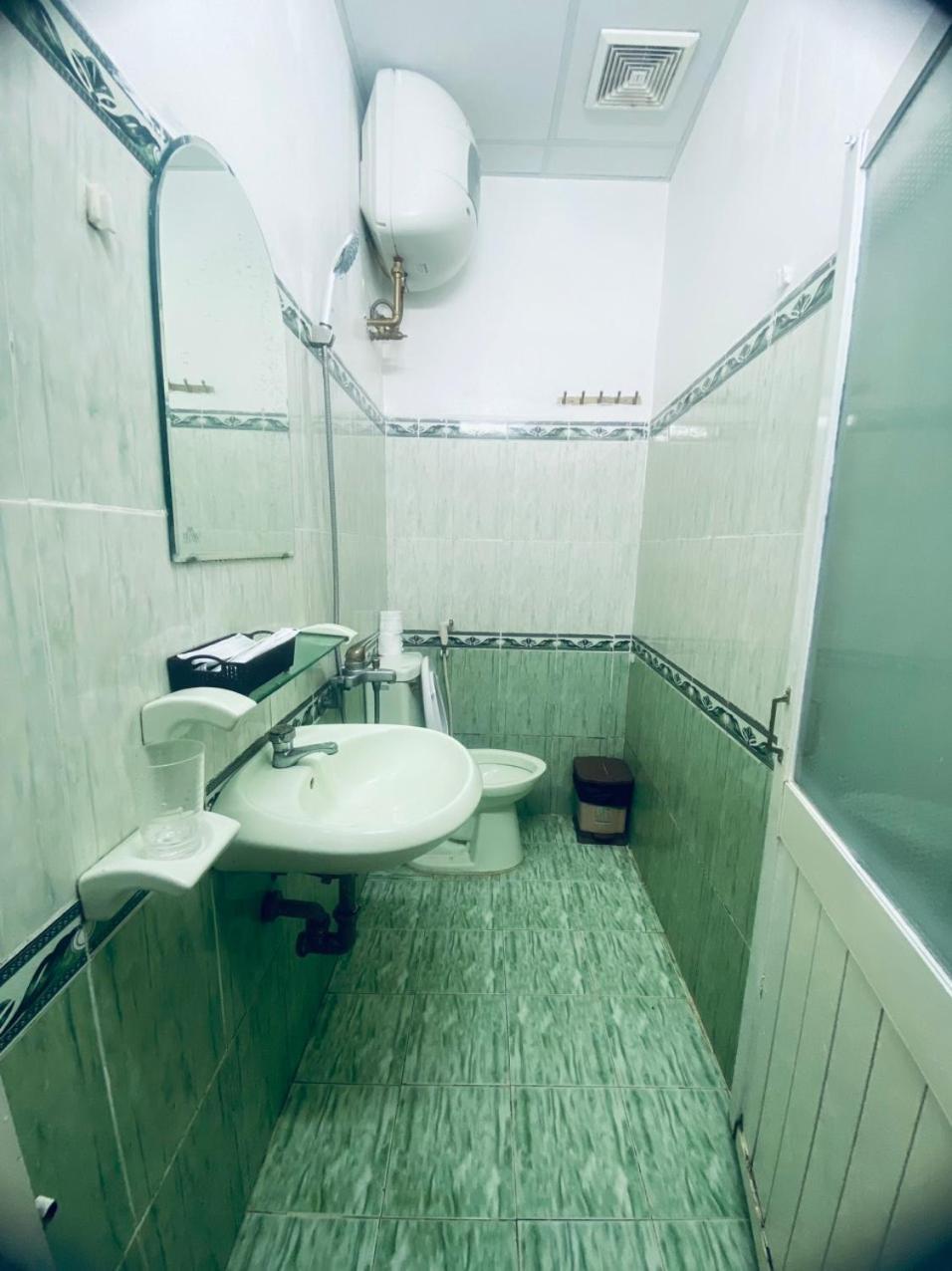 Khách Sạn LÊ VŨ Đà Lạt Extérieur photo